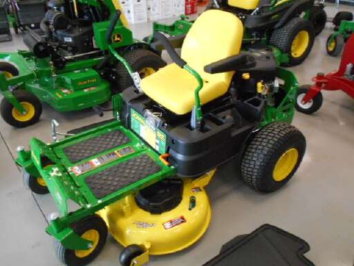 GROUNDS CARE JOHN DEERE Mower Farming For Sale