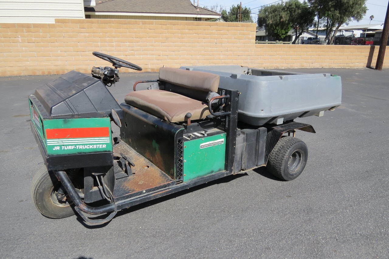 1995 Cushman 3 Wheel Gas Hydraulic Dump Utility Cart For ...