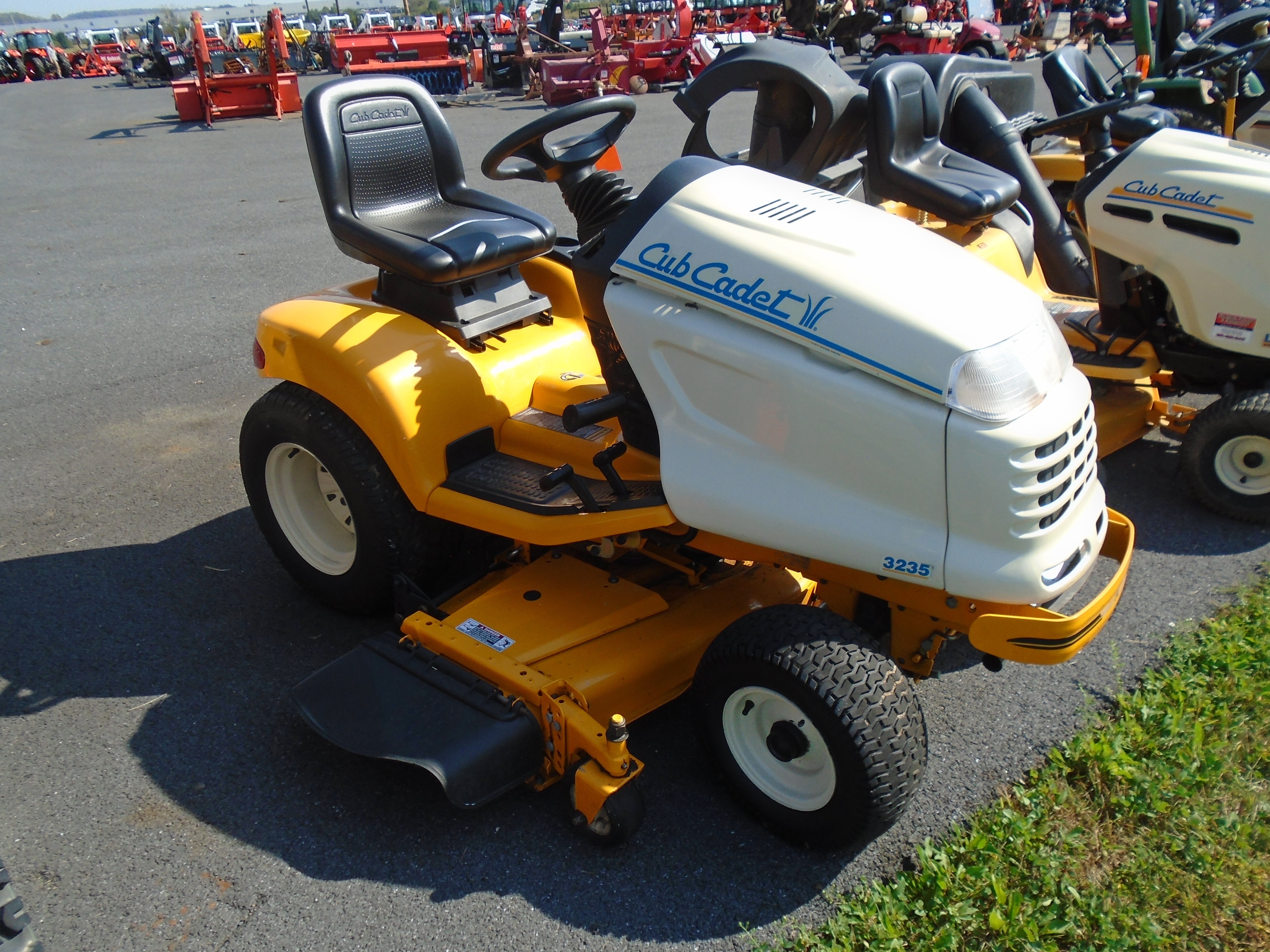 2003 Cub Cadet 3235 For Sale in Leesport, PA Equipment Trader