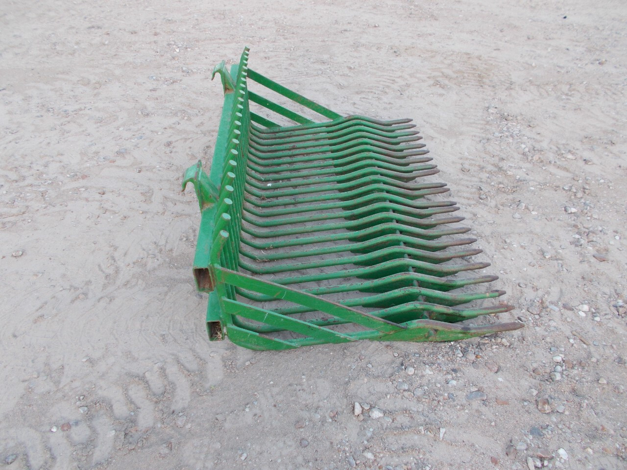0 Frontier Equipment Heavy Duty Frontier 72" Rock Bucket For John Deere For Sale in Magnolia, TX