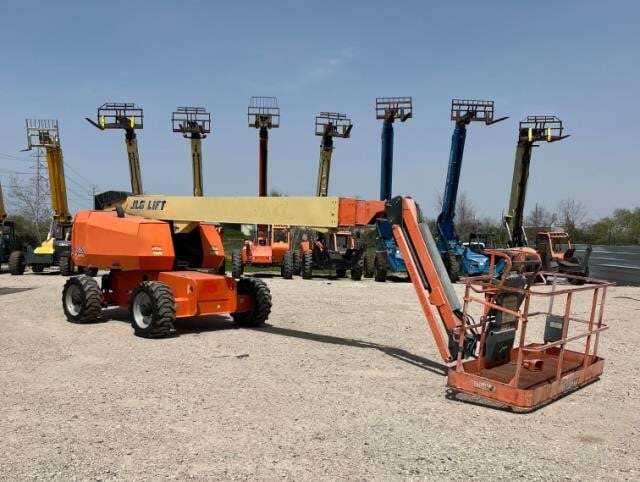 2017 JLG 660SJ