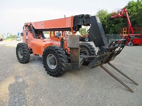 2017 SkyTrak 10054