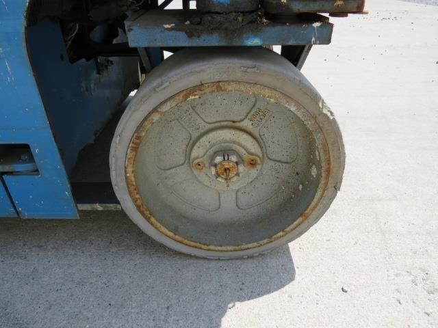 2017 Genie GS-1930
