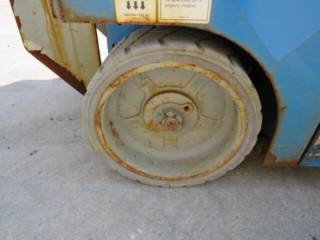 2018 Genie GS-1930