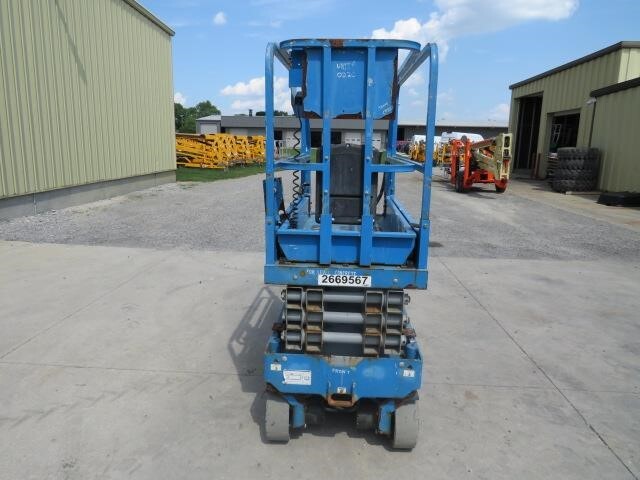 2018 Genie GS-1930