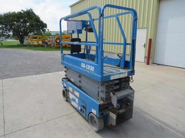 2018 Genie GS-1930