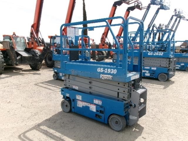 2018 Genie GS-1930