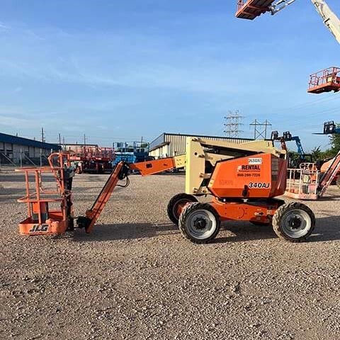 2018 JLG 340AJ
