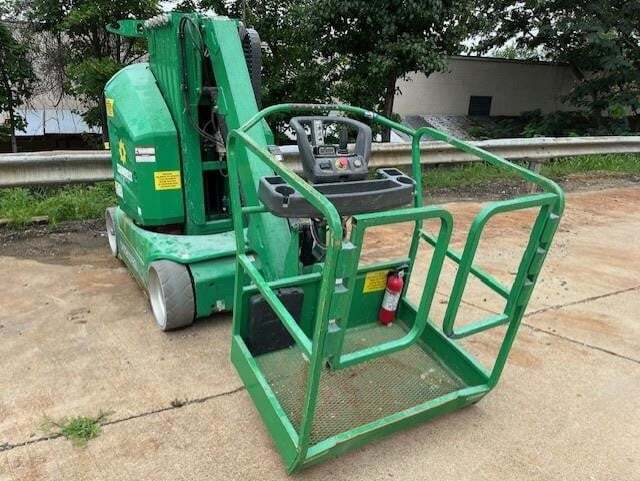 2016 JLG Toucan 32E