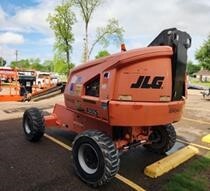 2016 JLG 400S