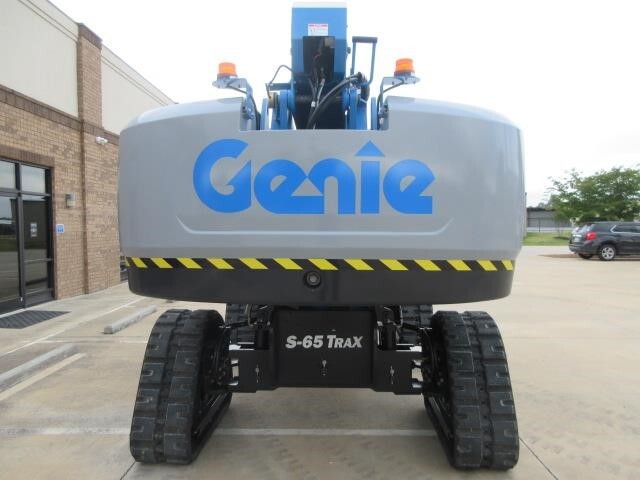 2025 Genie S-65 Trax