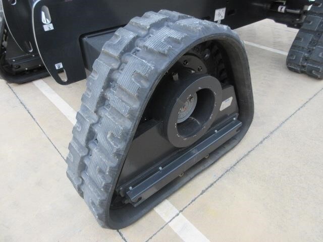 2025 Genie S-65 Trax
