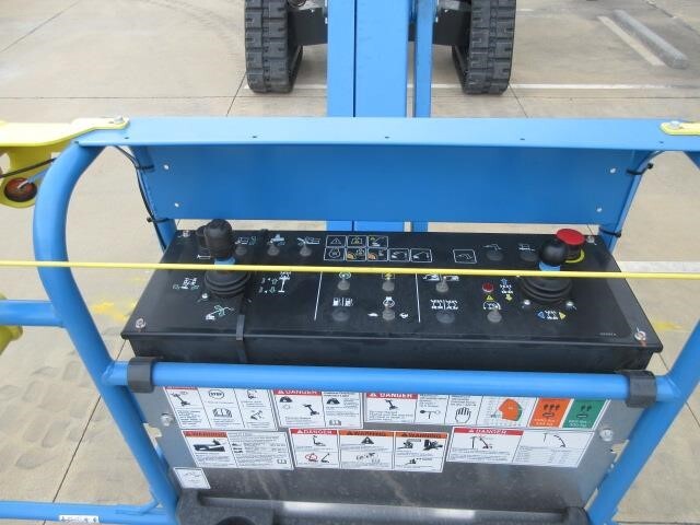 2025 Genie S-65 Trax