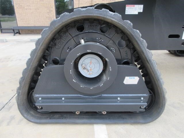 2025 Genie S-65 Trax