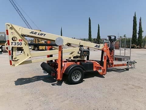 2018 JLG T350