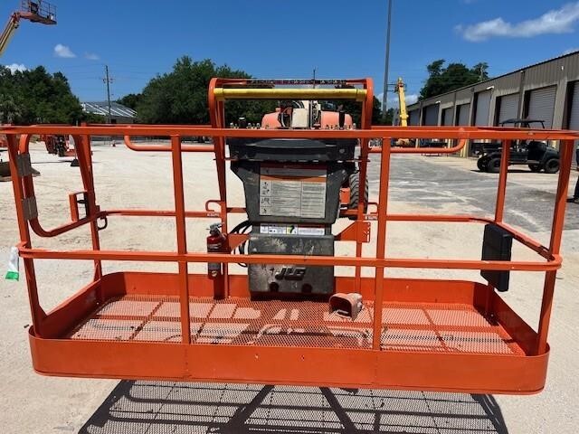 2018 JLG 600SJ