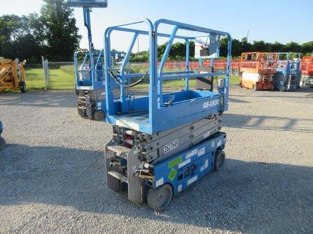 2018 Genie GS-1930