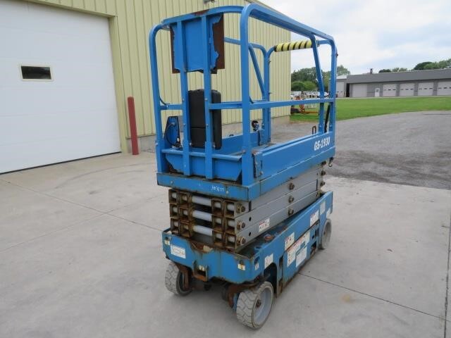 2018 Genie GS-1930