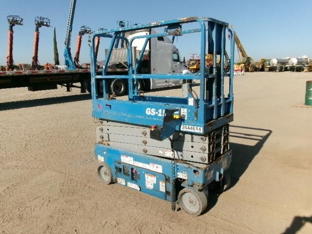 2018 Genie GS-1930