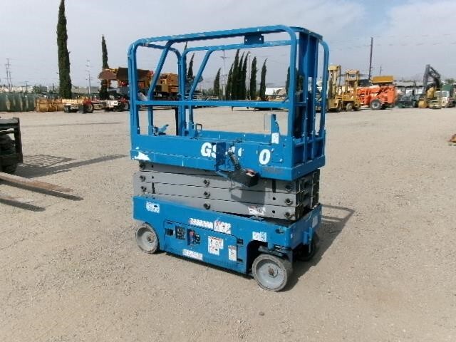 2018 Genie GS-1930