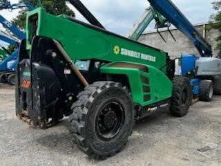 2017 JLG 1255