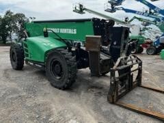 2017 JLG 1255
