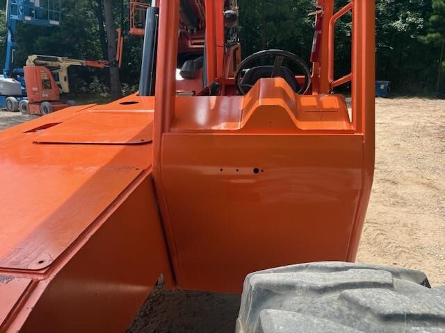 2017 SkyTrak 10054
