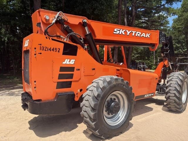 2017 SkyTrak 10054