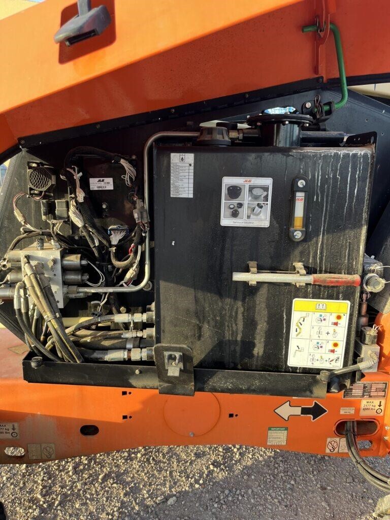 2018 JLG 340AJ
