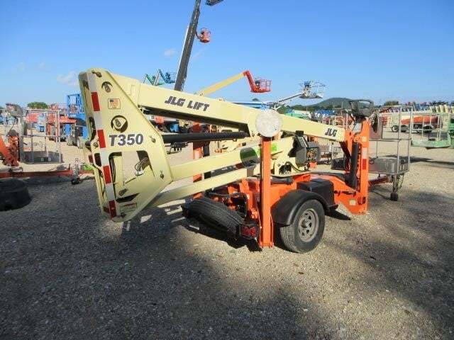 2018 JLG T350