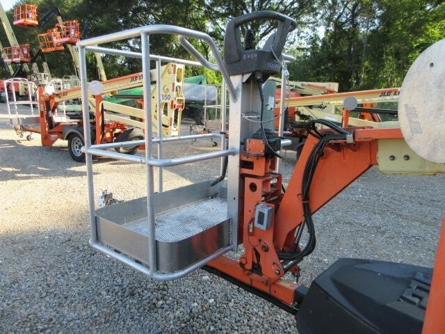 2018 JLG T350