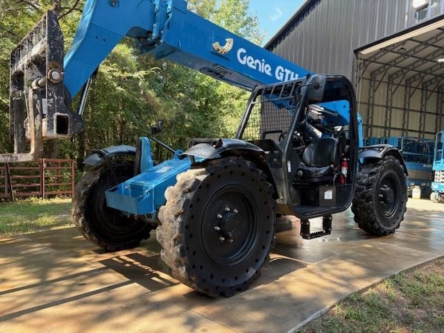 2016 Genie GTH-636