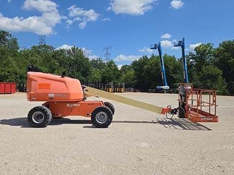 2016 JLG 400S