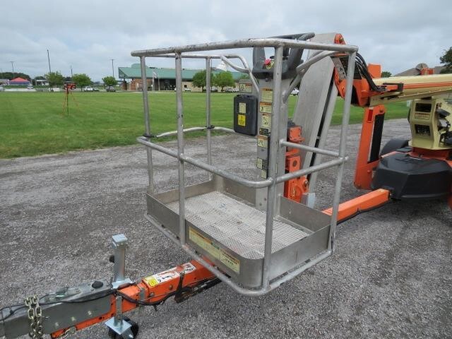 2018 JLG T500J