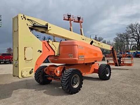 2013 JLG 800AJ