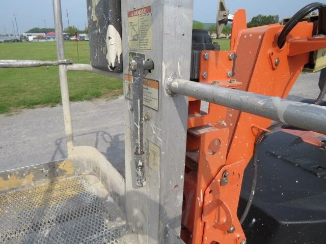 2018 JLG T350