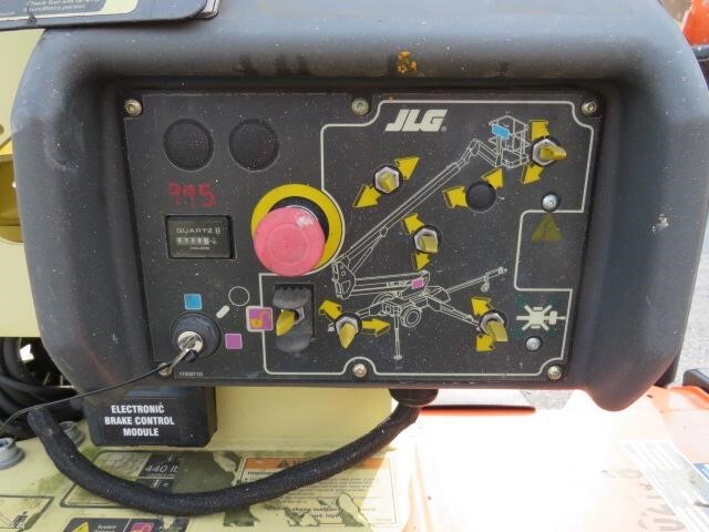 2018 JLG T350