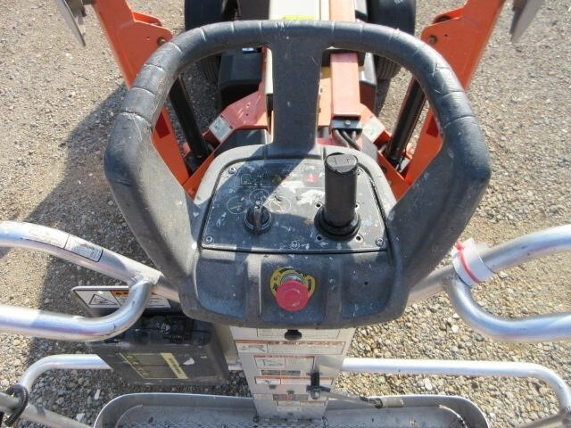 2018 JLG T350