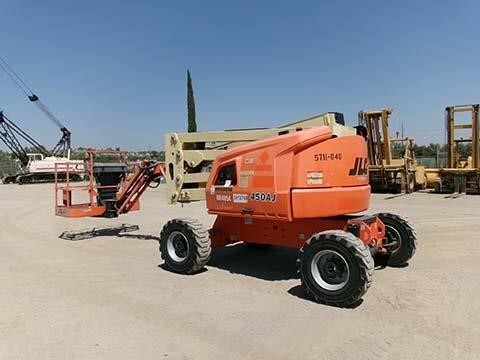 2020 JLG 450AJ