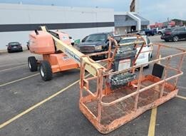 2016 JLG 400S
