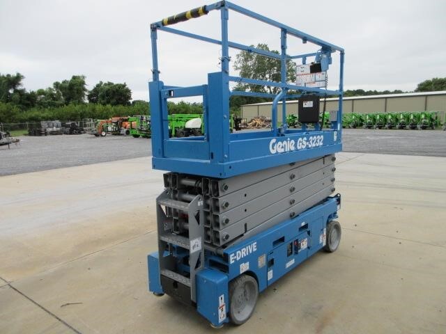 2023 Genie GS-3232 Picture 3 2023 Genie GS-3232-3