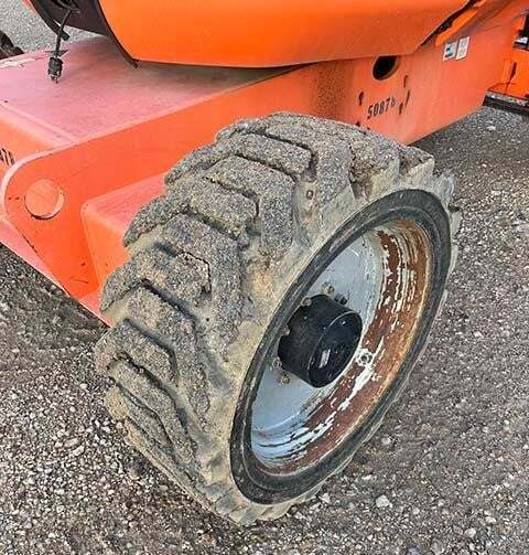 2018 JLG 600AJ-8