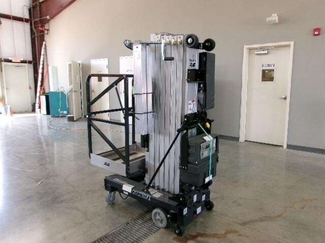 2025 JLG 30AM-6