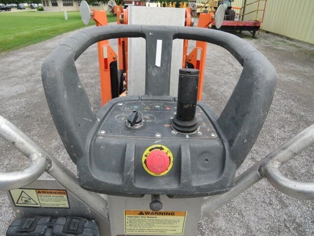 2018 JLG T500J-10