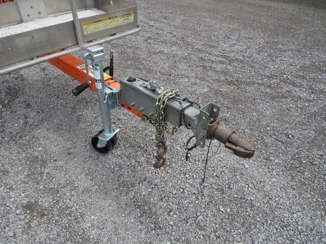 2018 JLG T500J-17
