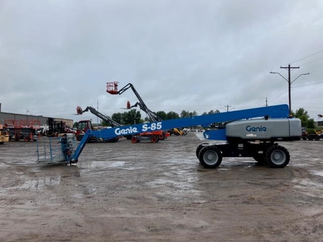 2018 Genie S-85-1
