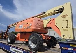 2017 JLG 800AJ-5