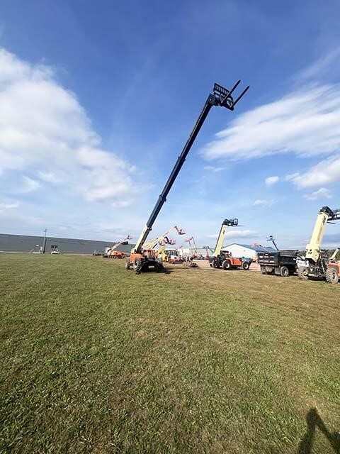 2019 JLG 1055-16