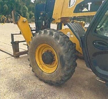 2018 CAT TL1055-9