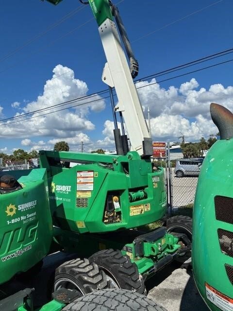 2016 JLG 340AJ-3